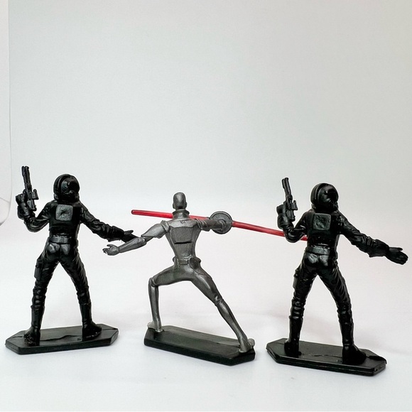 Star Wars 2"  Mini Figure Set of 3 Plastic Posed - Picture 3 of 14